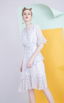MOOSYLOGO收腰印花连衣裙