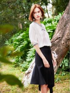 2019樊羽女装黑色半裙