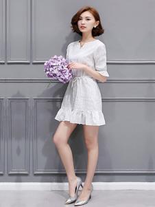 FIFTEENX女装