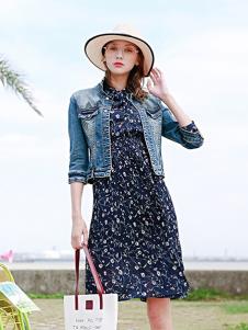 银轩女装浅蓝短款牛仔外套