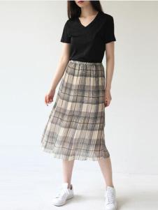 嘉茱莉女装新品黑色T恤套装