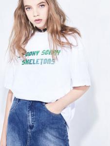 地素女装新品白色大版休闲T恤