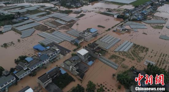 四川丹棱暴雨致农田民房被淹 7.38万余人受灾