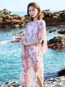 Tynuhea女装粉色碎花连衣裙