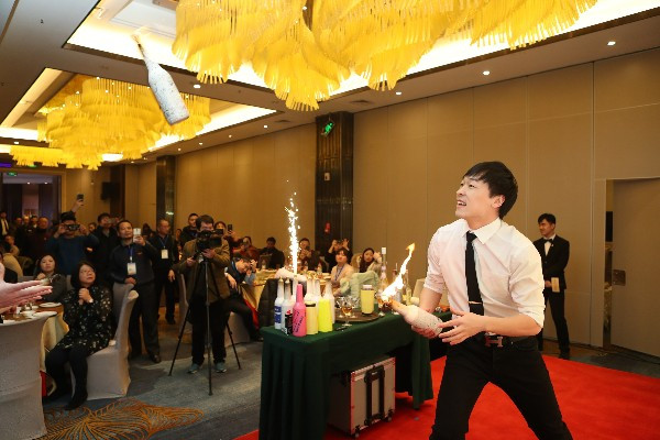 古都牡丹争艳 金酒香飘洛阳金门