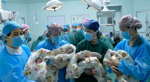 2016年年末中国大陆总人口138271万人