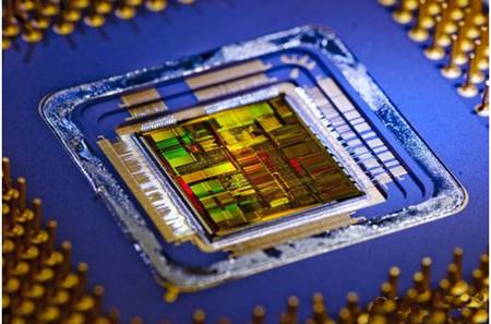 英特尔处理器再曝三大漏洞，AMD：我家芯片不受影响