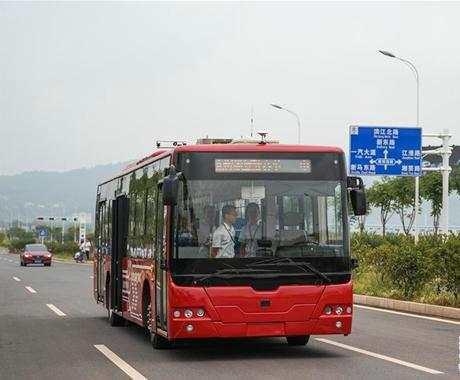 深圳无人驾驶公交将上路 设置2条公交线路 你敢坐吗？